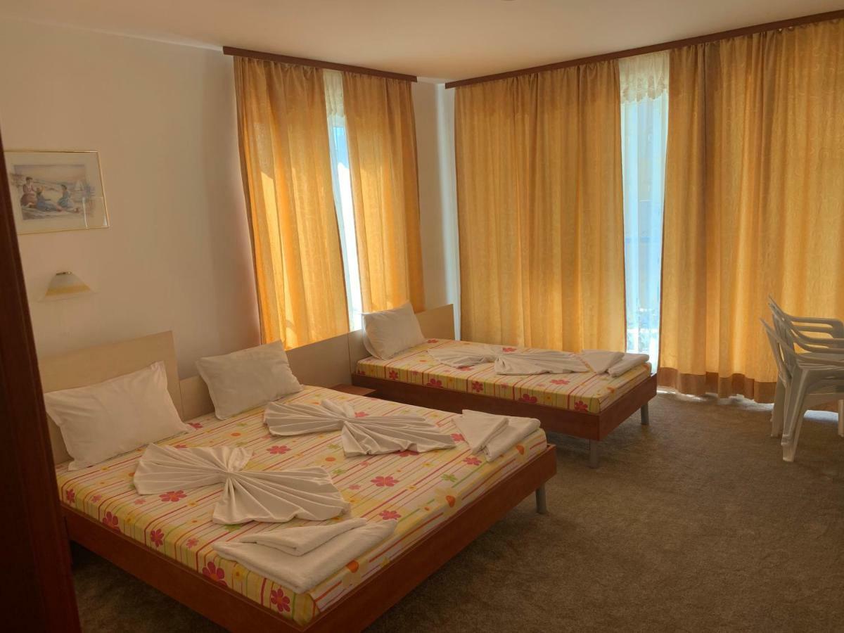 Lilia Guest House Nessebar Exterior foto